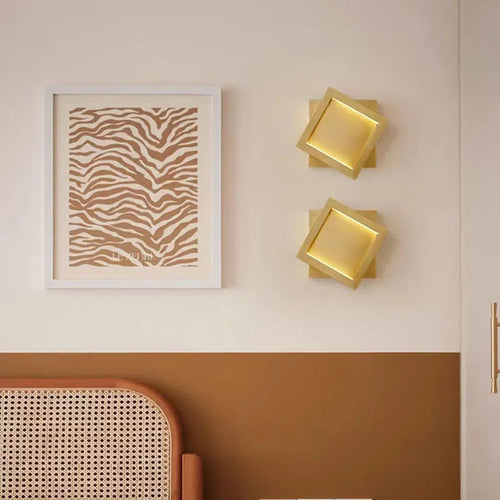 applique murale moderne en laiton et noir pour décoration intérieure - vue 3 sur 8