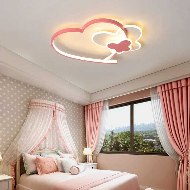 plafonnier LED chambre enfants en forme de coeur rose