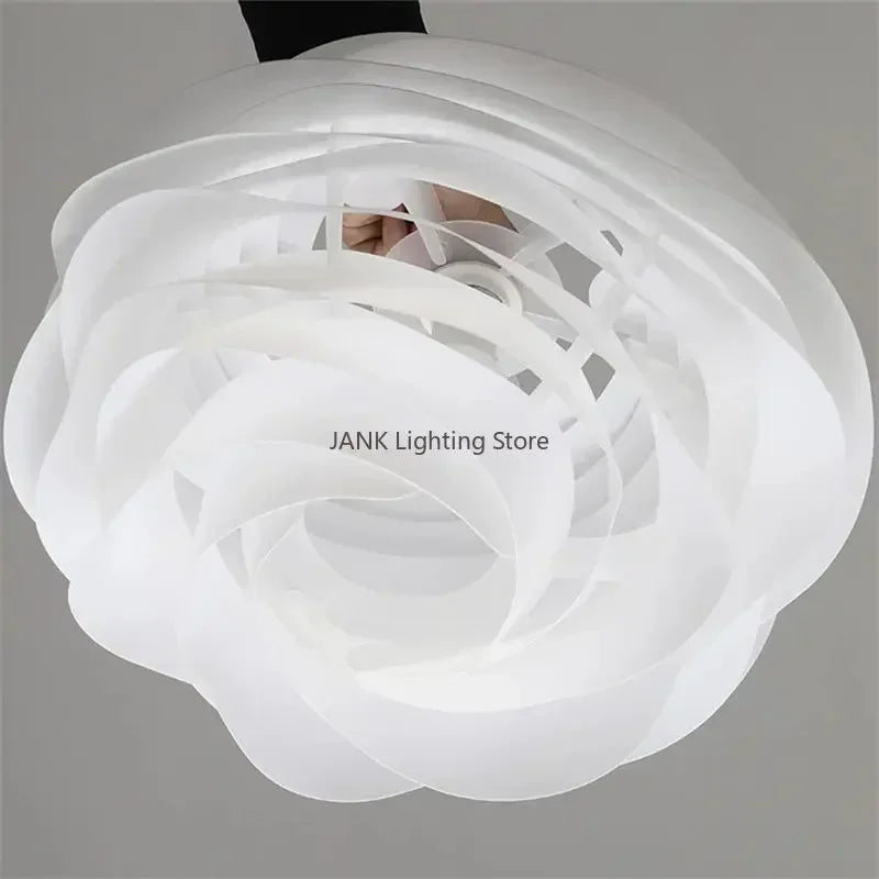 suspension en acrylique design danois pour décoration intérieure romantique - vue 5 sur 8