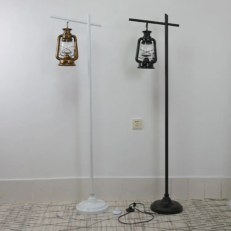 American retro floor lamp, black kerosene lamp, living room bedside lamp, Nordic industrial style iron art LED floor lamp - vue 4 sur 8
