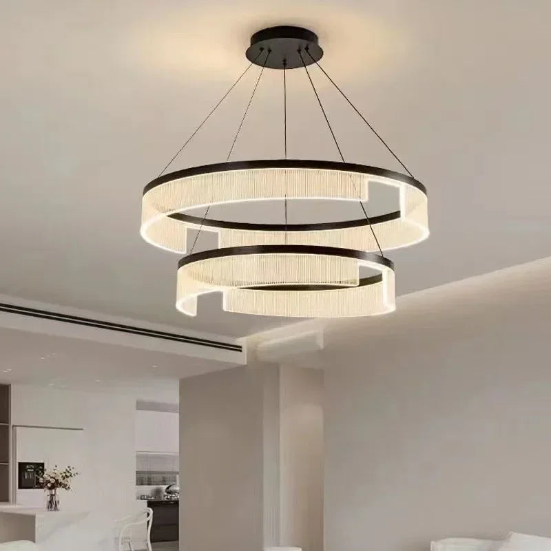 Lustre LED anneaux suspendu au design nordique moderne