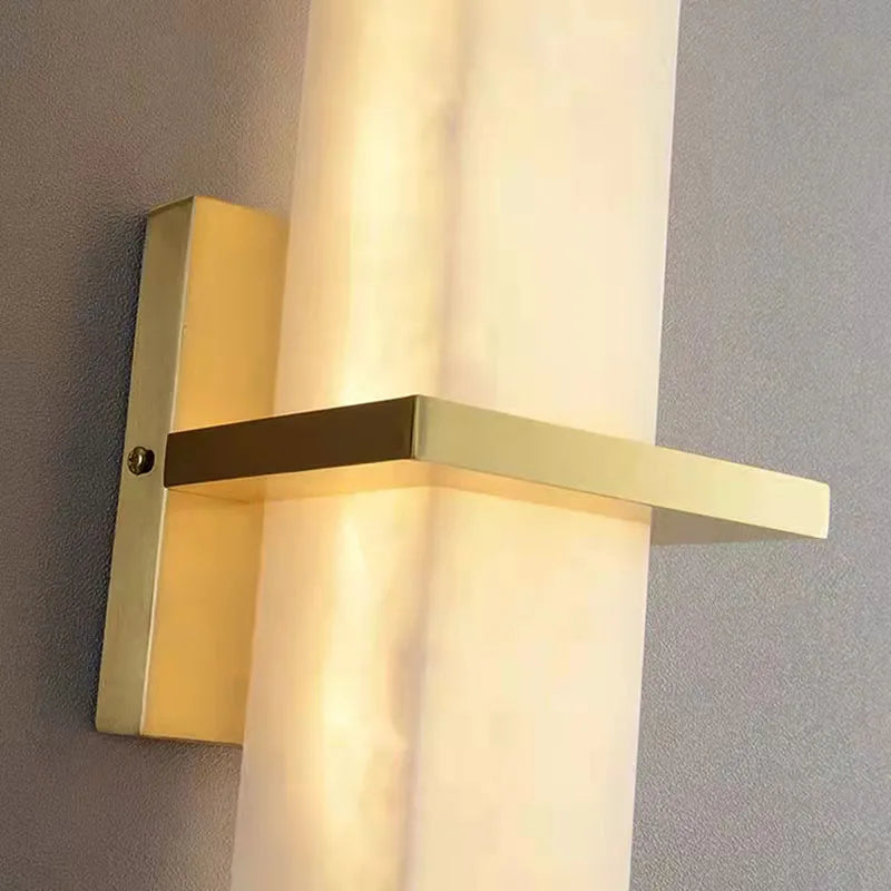 applique murale cuboïde en marbre et cuivre pour éclairage d'ambiance - vue 6 sur 7