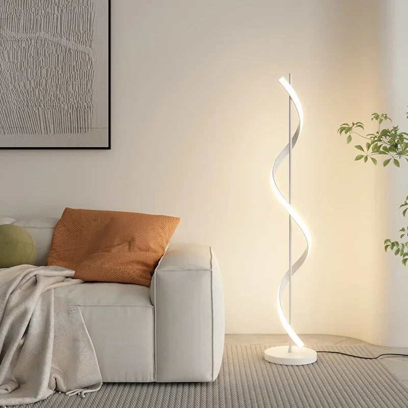 Lampadaire LED spiralé minimaliste