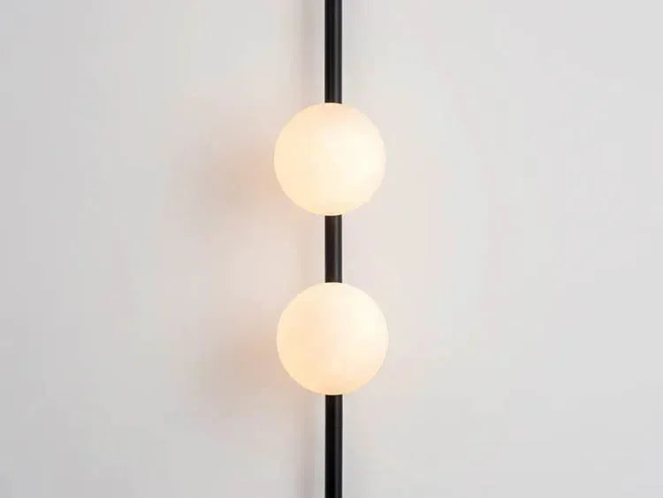 Longue applique murale Led avec prise de câble - vue 4 sur 7
