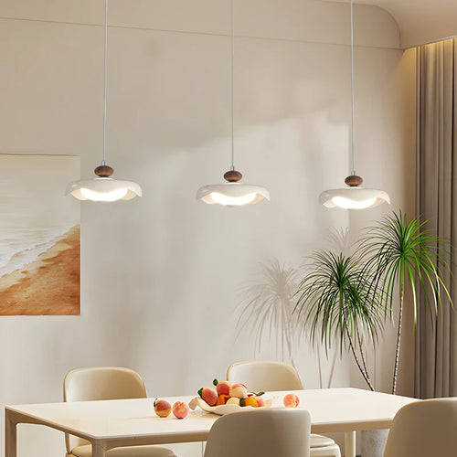 lustre médiéval français pour éclairage intérieur de bar - vue 4 sur 10