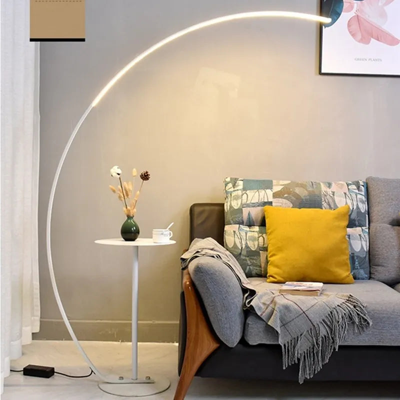 Lampadaire Led moderne en forme d'arc