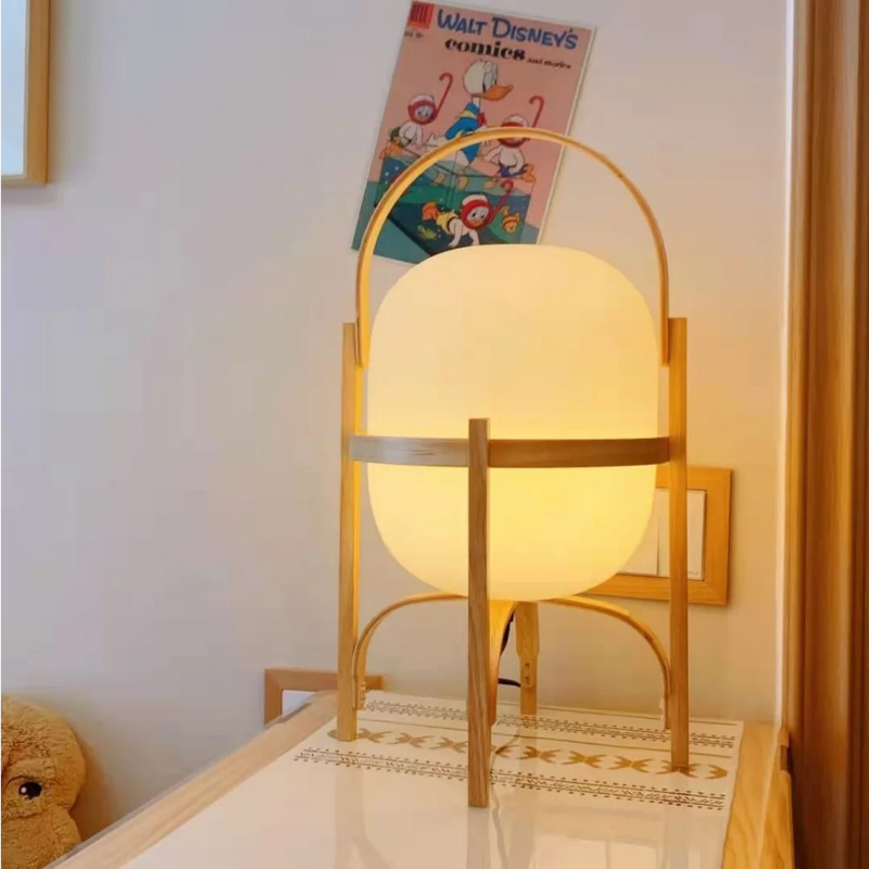 Lampe de bureau Led en bois nordique