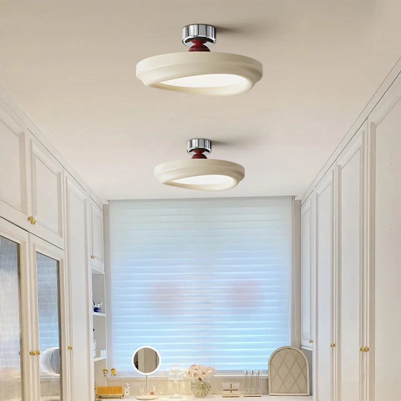 plafonnier moderne design pour un éclairage intérieur élégant - vue 7 sur 10