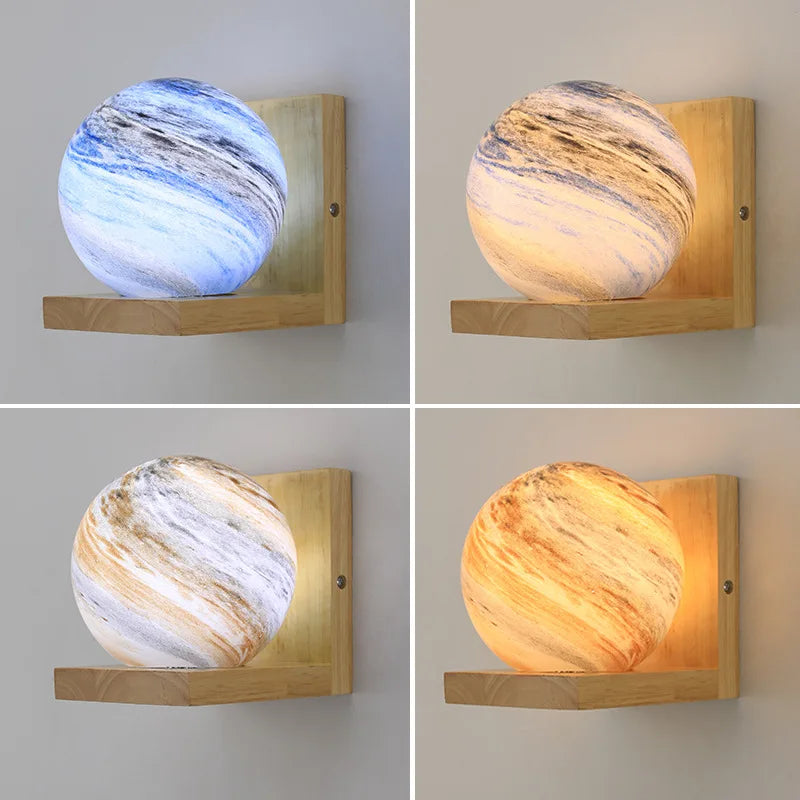 applique murale moderne en bois avec abat-jour planète led - vue 3 sur 8