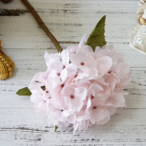 bouquet d'hortensias en soie pour décoration intérieure et mariage - vue 11 sur 14