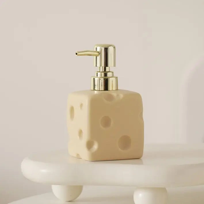 bouteille de lotion créative en forme de fromage amusante - vue 15 sur 16