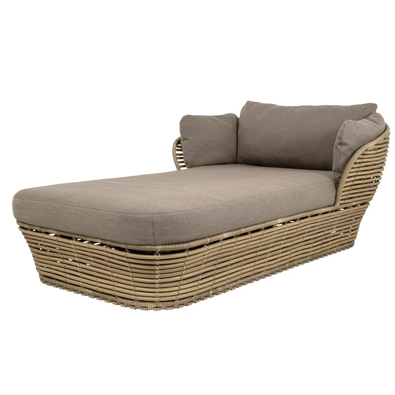 canapé extérieur en teck avec table basse et lit