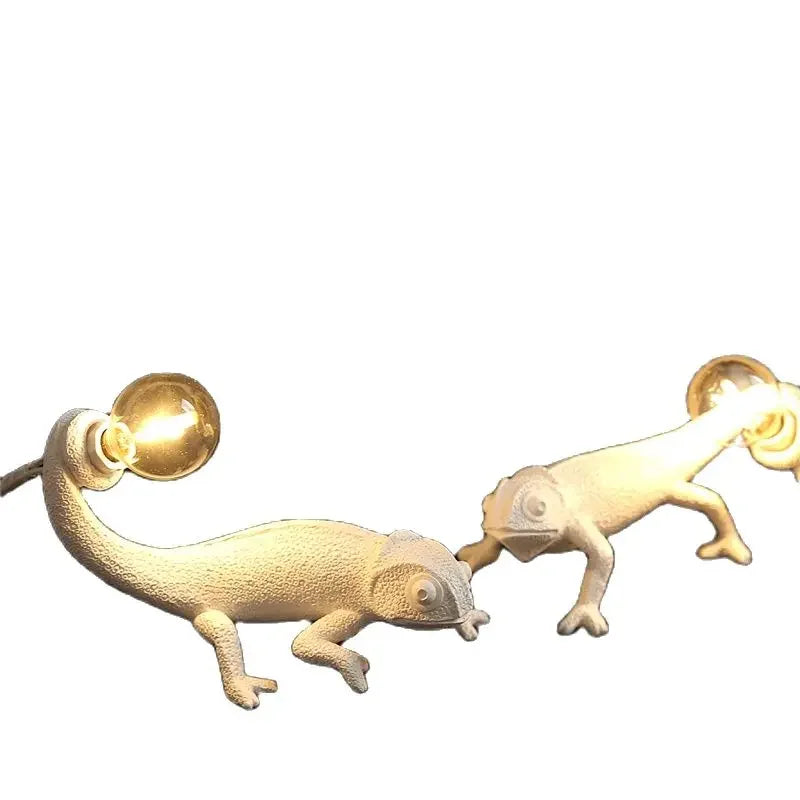 lampe de bureau lézard caméléon moderne et ludique en résine - vue 7 sur 11