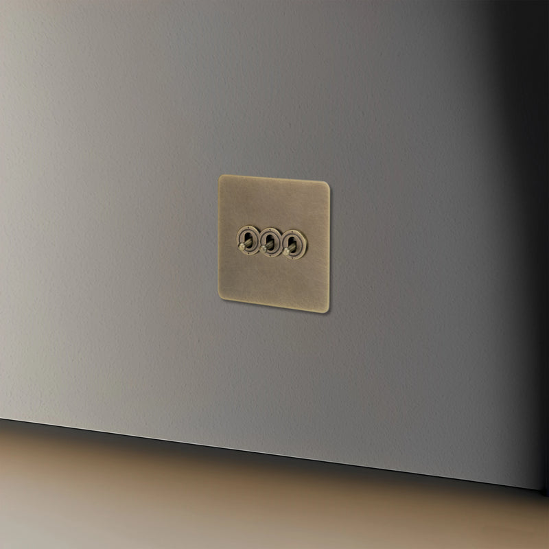 Prise électrique double (Europe) en acier gris vieilli bords arrondis