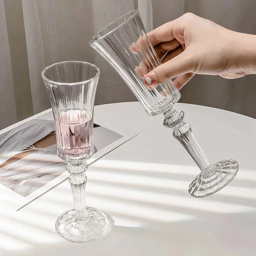 Verres champagne cristal rayures style rétro dégustation