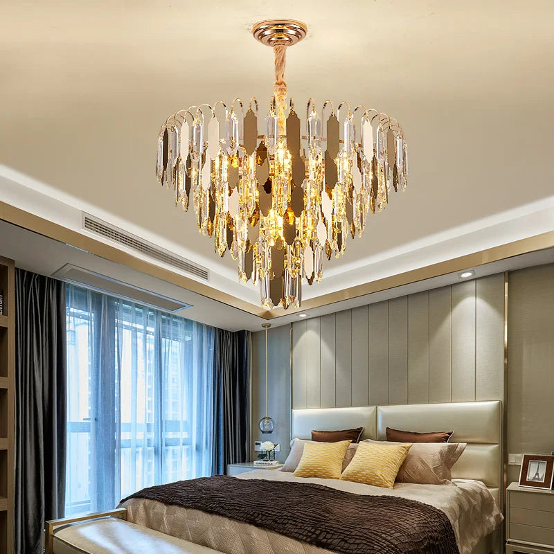 lustre moderne en cristal doré à led design élégant pour intérieur - vue 4 sur 9