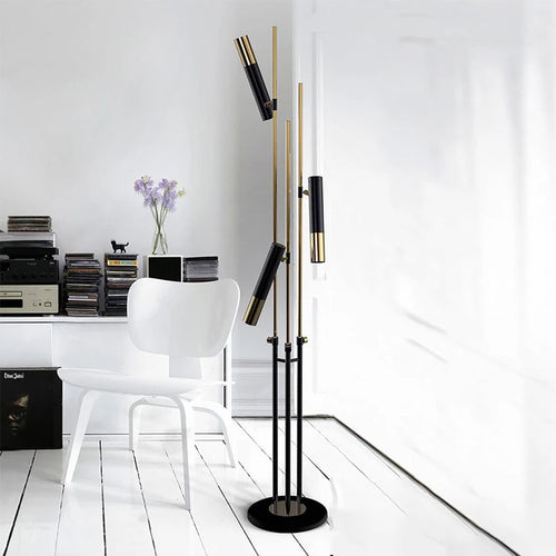 lampadaire minimaliste postmoderne en fer à trois têtes
