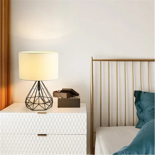 lampe à poser géométrique rétro nordique pour décoration créative - vue 3 sur 10