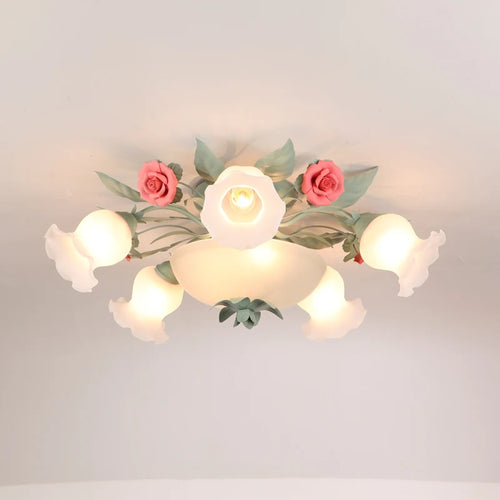 plafonnier en verre rose pour un éclairage romantique et décoratif - vue 4 sur 9