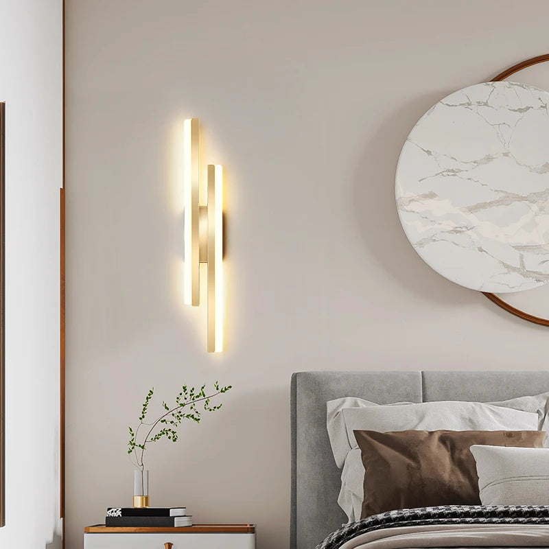 Applique murale à longue bande de luxe lampes créatives pour chambre à coucher lampe de chevet Design Simple moderne nordique salon TV applique murale