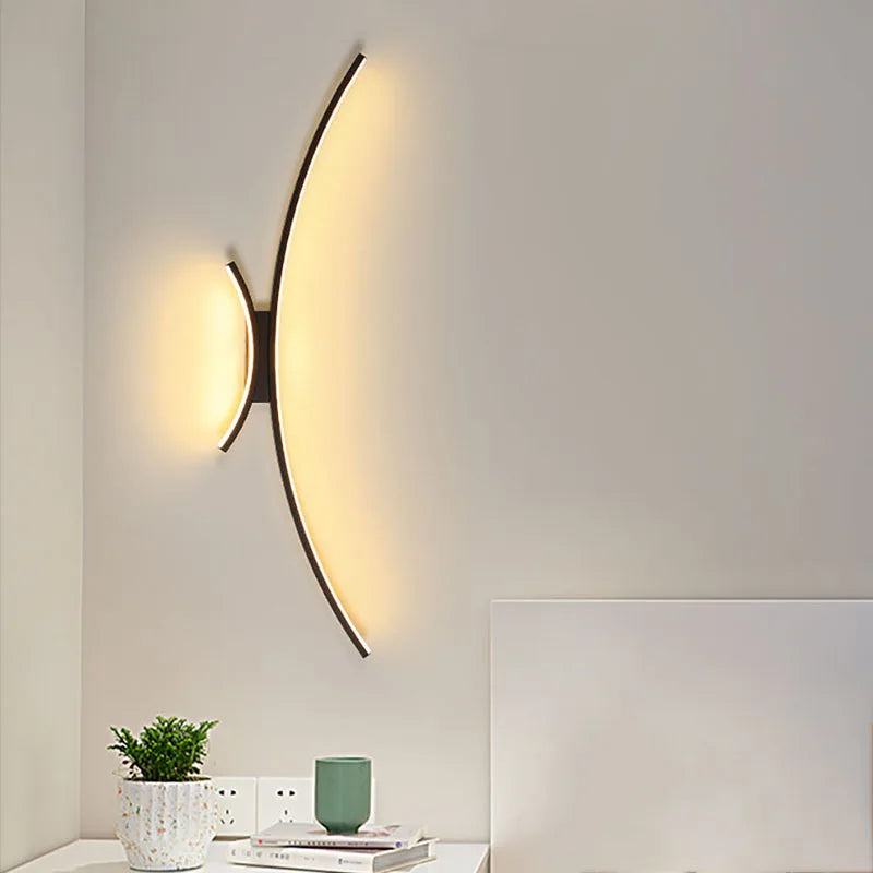 Applique murale arc de cercle design minimaliste à LED