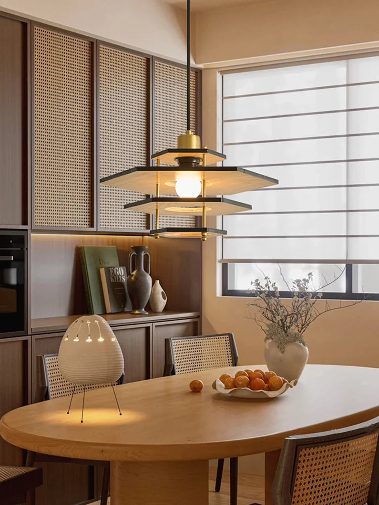 lustre en bois massif style médiéval pour restaurant et bar - vue 2 sur 10