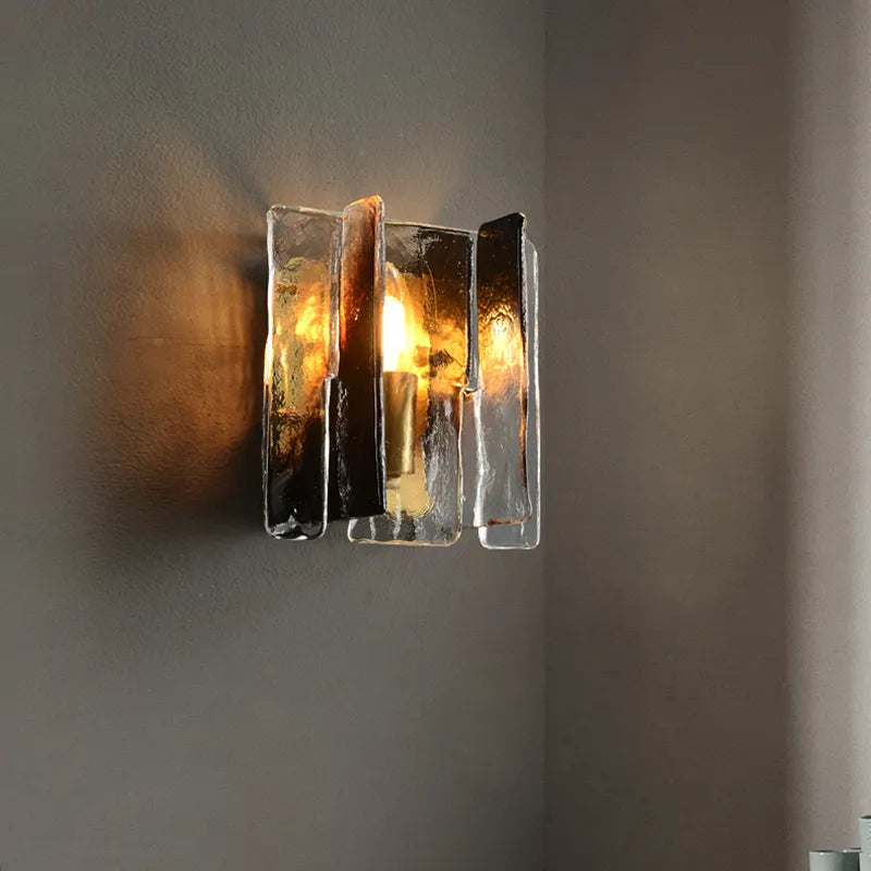 Applique murale en cuivre et verre teinté