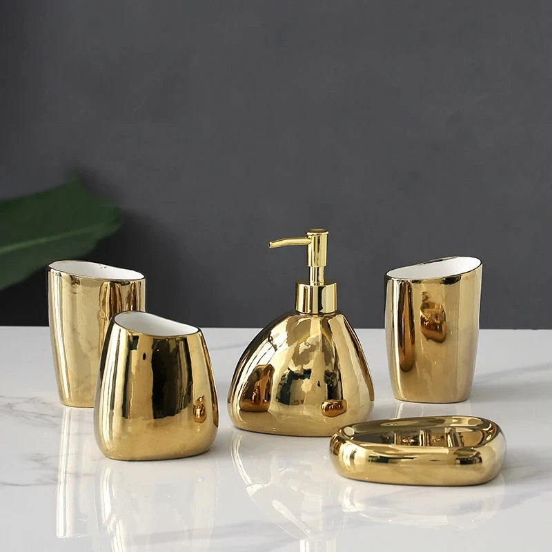 ensemble daccessoires en céramique pour salle de bain de luxe - vue 9 sur 12