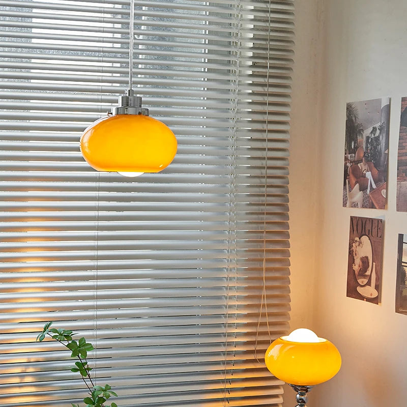 Suspension en verre moderne