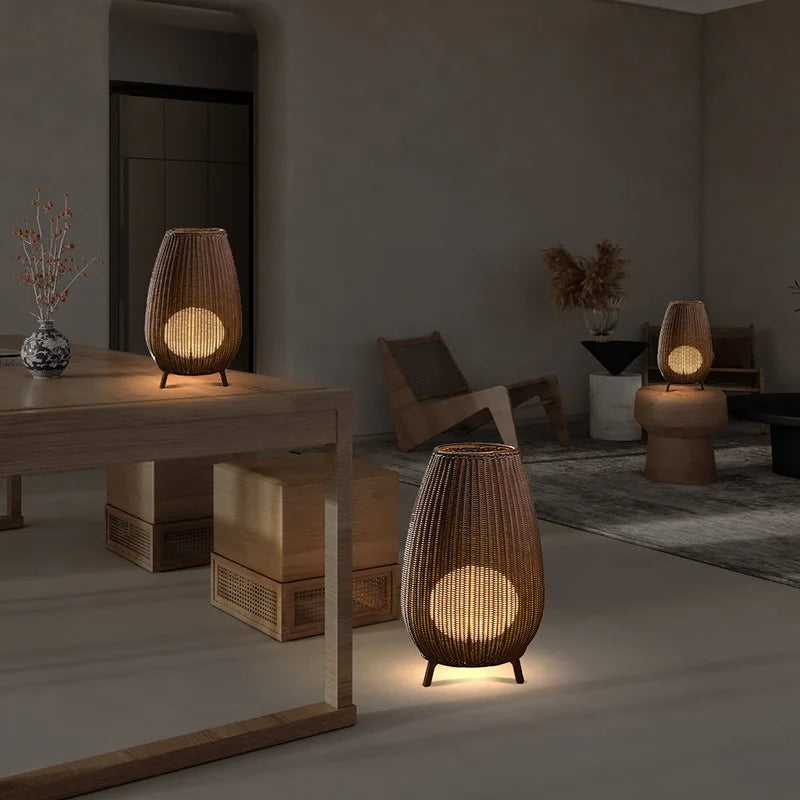 Lampadaire style asiatique en rotin naturel