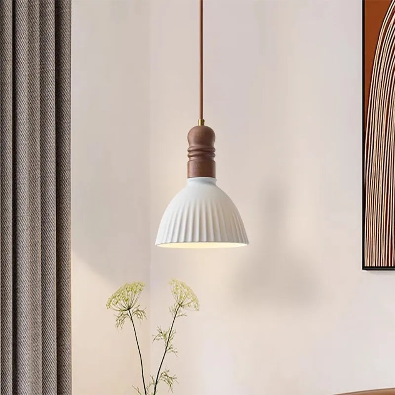 Suspension LED style nordique en bois massif et céramique
