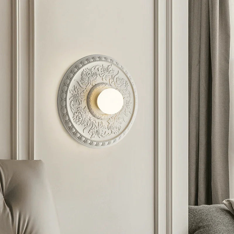 applique murale rétro haute gamme avec abat-jour en verre blanc - vue 4 sur 8