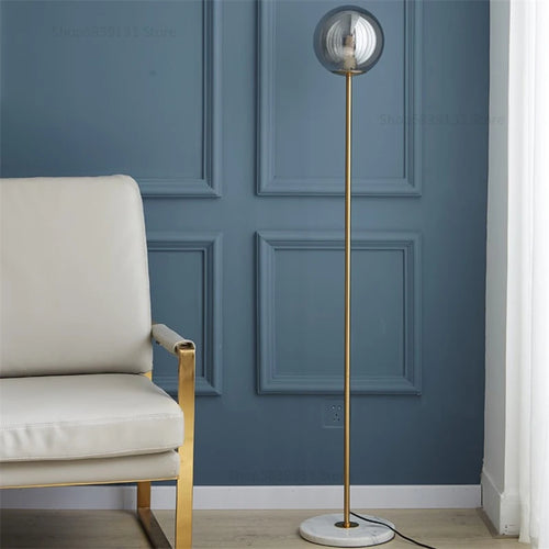 lampadaire led en verre laiteux nordique créatif vertical - vue 3 sur 11