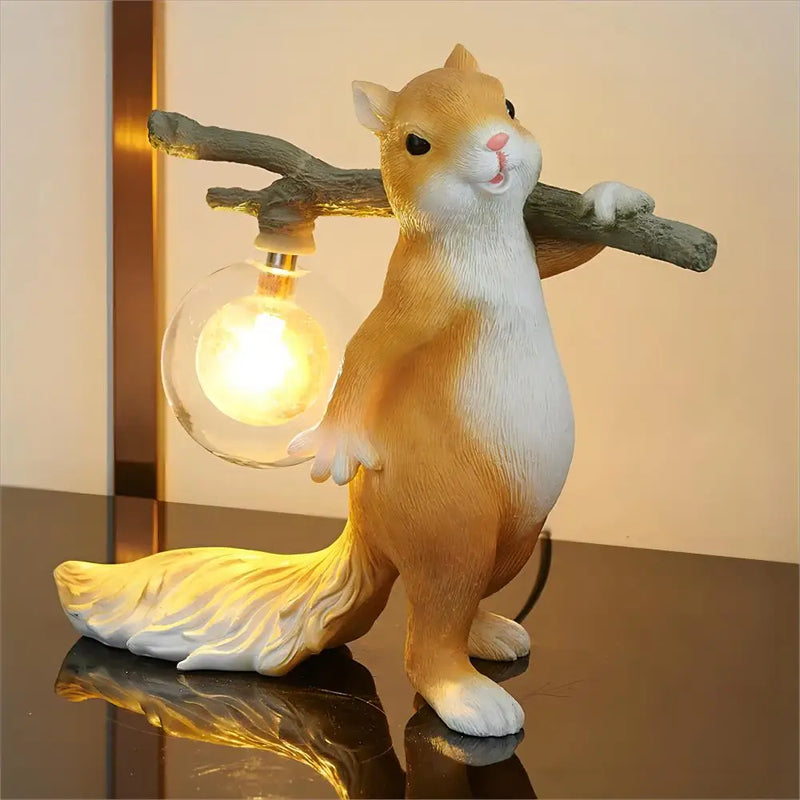 lampe de table écureuil en résine petite veilleuse décorative enfant