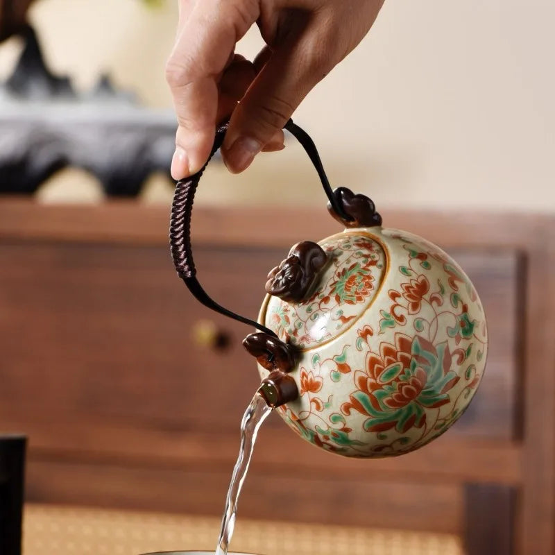 Théière chinoise lotus en porcelaine service kung fu