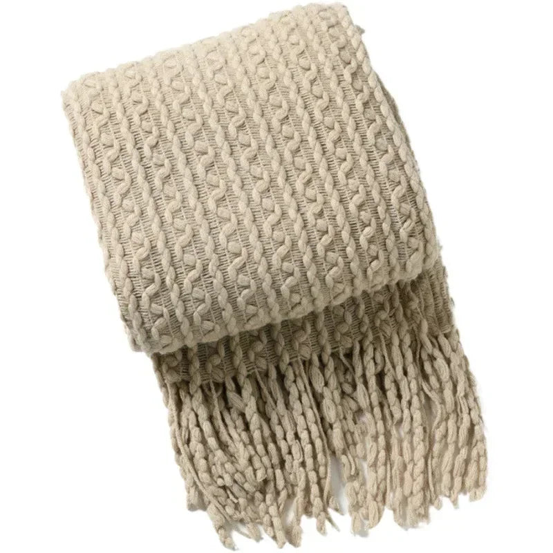 Plaid nordique carreaux style boheme doux pompons - vue 7 sur 7