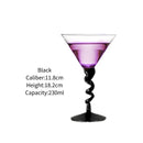 Verres martini incurvés design créatif pour bar maison
