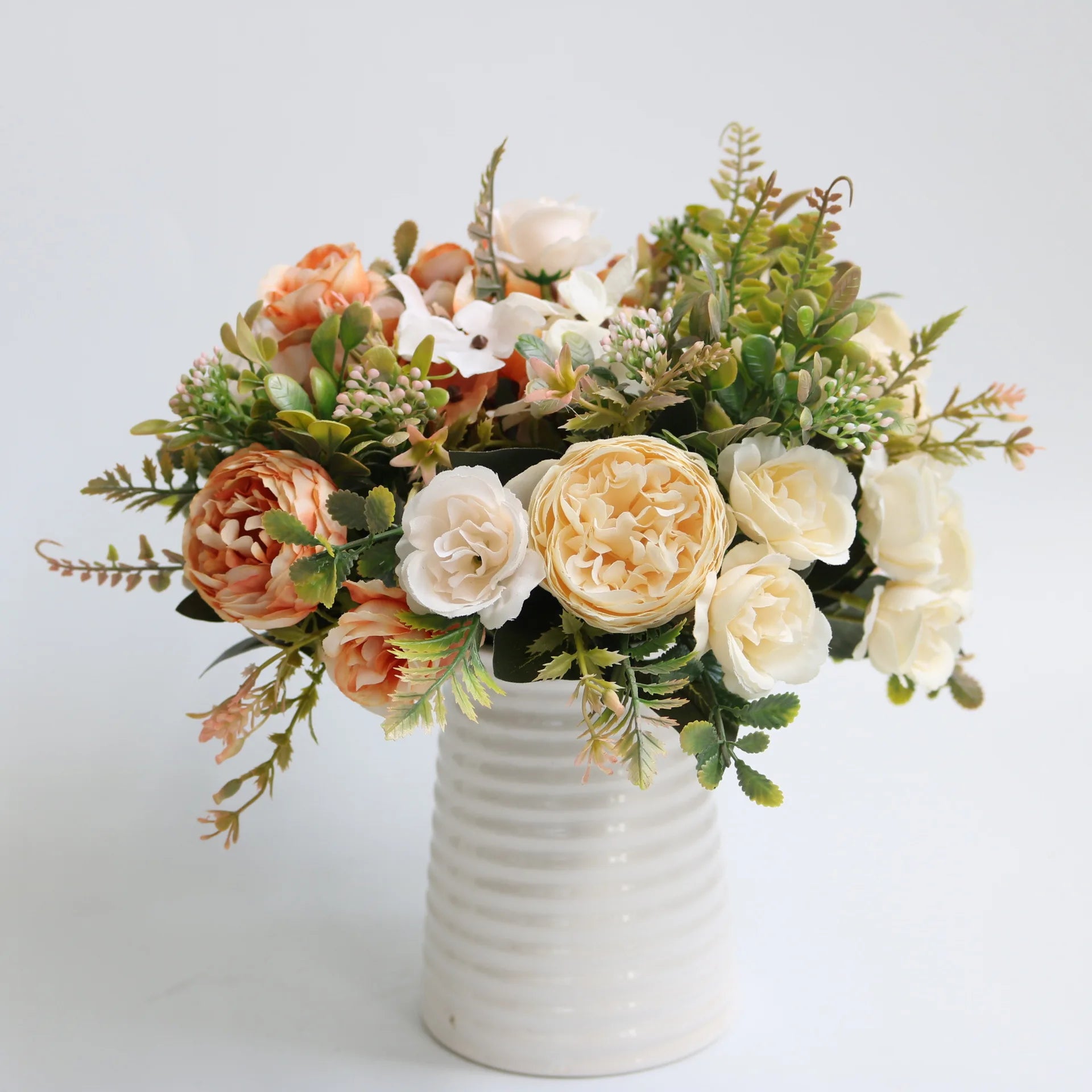 bouquet de fleurs artificielles pour décoration mariage et événements - vue 3 sur 11