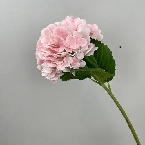 décoration de mariage fleurs artificielles hortensias et roses rouges - vue 15 sur 15