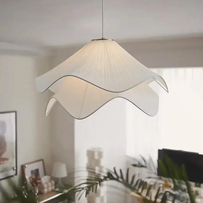 Art français tissu plissé pétale lustres nordique Ins crème Style Simple confortable salon chambre nordique décor à la maison lampes suspendues