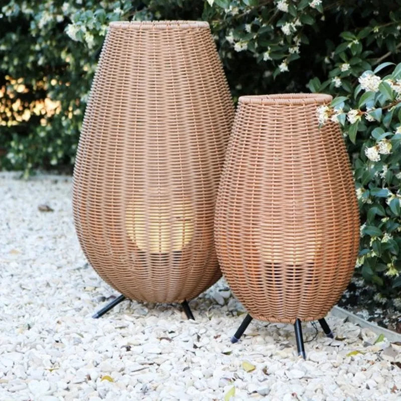 lampadaire en rotin naturel fait main pour intérieur et extérieur - vue 3 sur 14