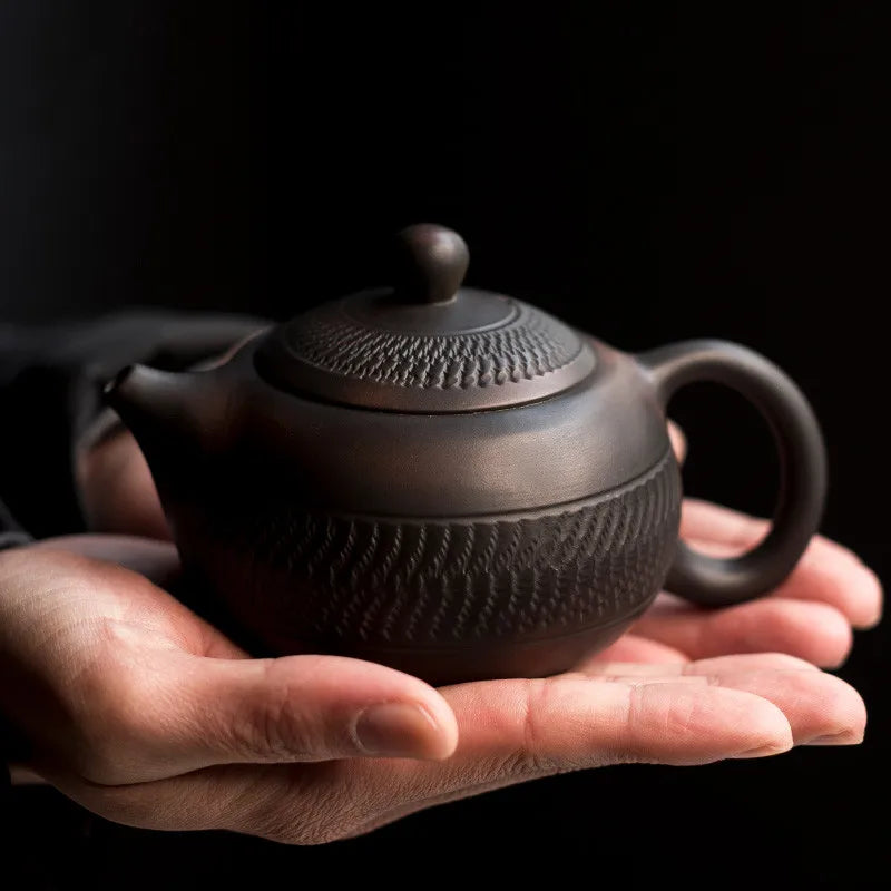 Théière kung fu artisanale en céramique style chinois - vue 4 sur 6