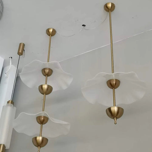 suspension en métal doré design lotus style art déco - vue 4 sur 10