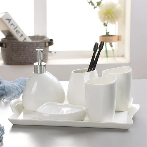 distributeur de savon en céramique pour salle de bain nordique - vue 4 sur 9