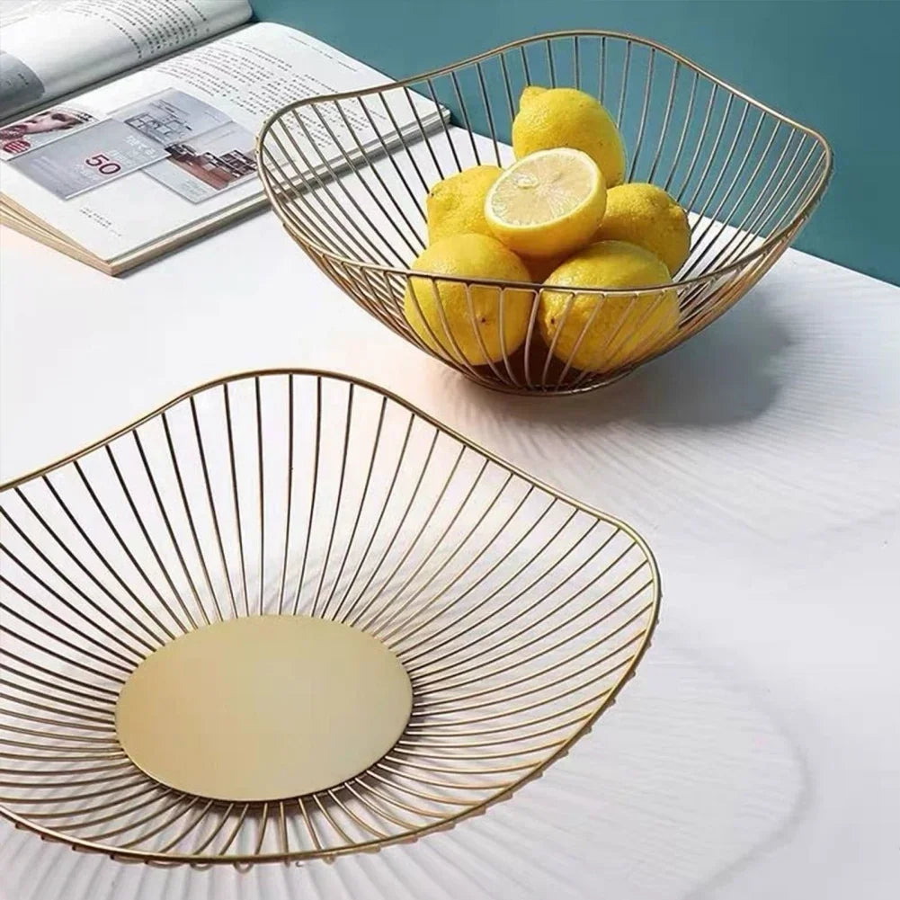 bols de rangement modernes en métal pour collations et fruits - vue 5 sur 17