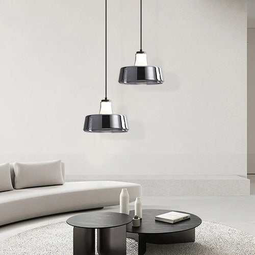 Suspension LED en verre au design nordique minimaliste