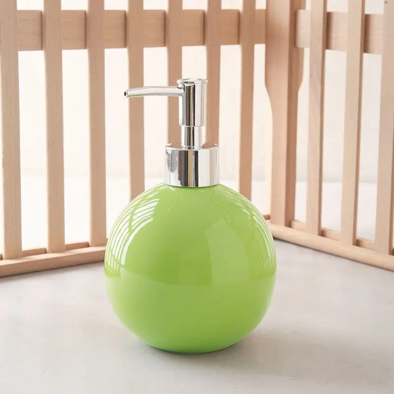 bouteille de gel douche et savon pour les mains accessoires de salle de bain