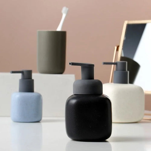 bouteille en céramique pour savon et gel douche portable - vue 5 sur 21