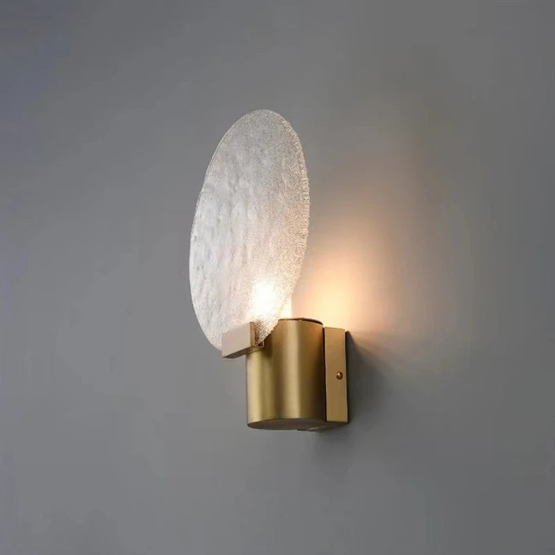 applique murale en cuivre et verre au design minimaliste - vue 3 sur 7