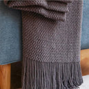 plaid tricot style nordique avec pompons pour salon